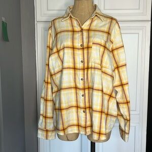 Universal thread sweatshirt M